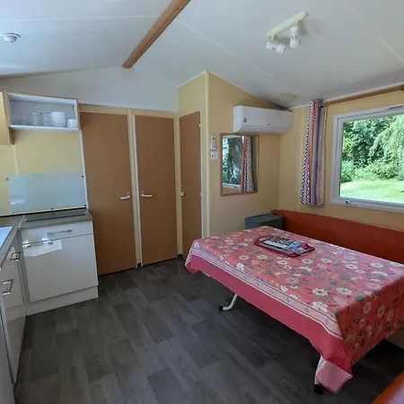 Mobil Climatise Avec Piscine